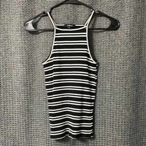 Black and White Fitted Sleeveless Tank Top